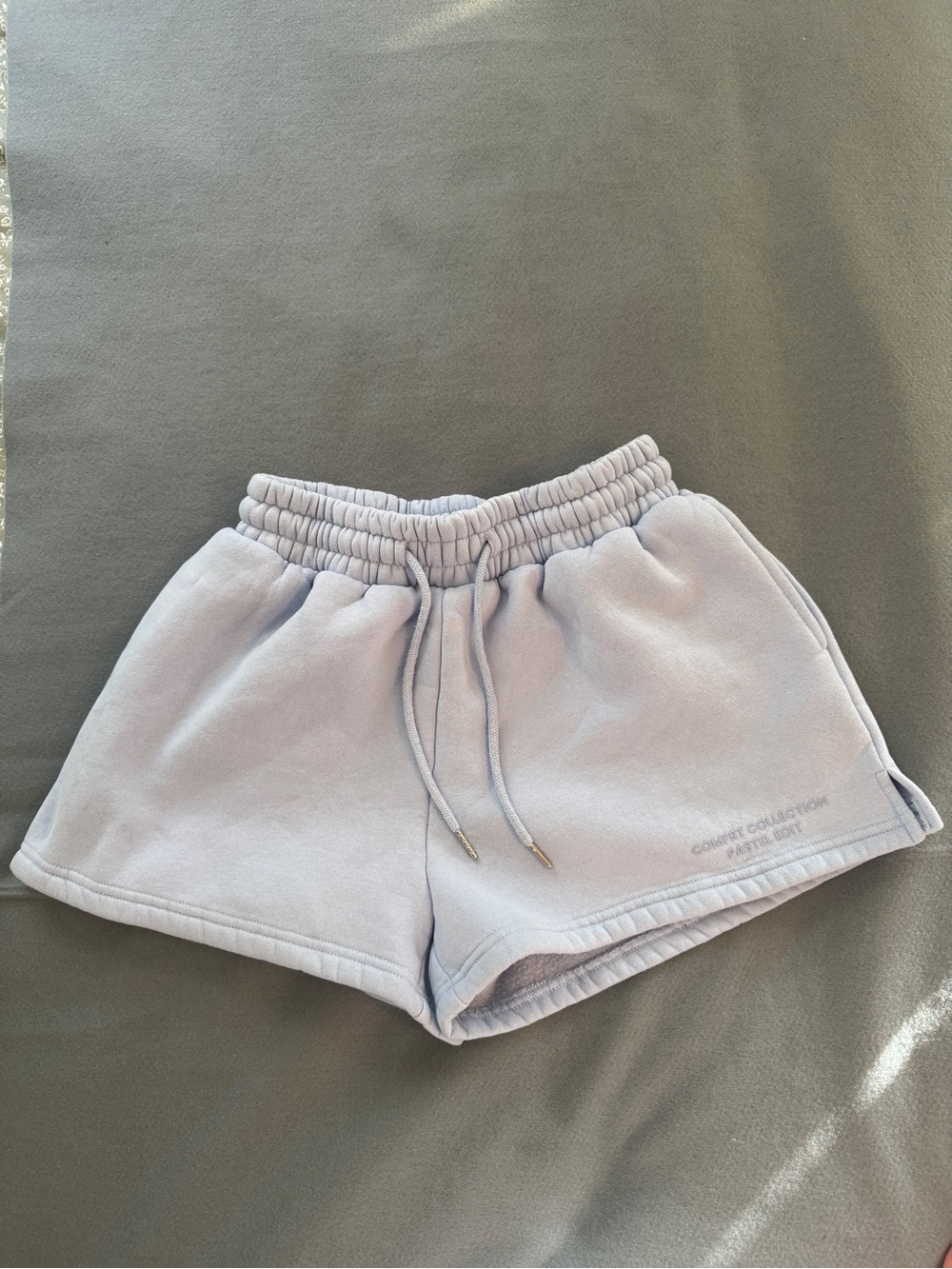 Comfrt Dream Blue Pastel Edit Athletic Fleece Shorts w/ Drawstring Waist Size Sm
